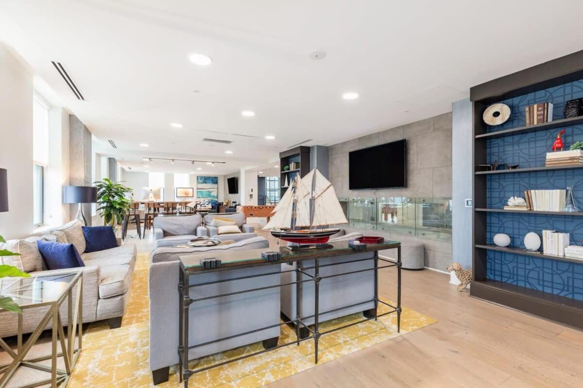 2B 2Ba Luxury Downtown Suite Rooftop Deck & Gym Baltimore Dış mekan fotoğraf